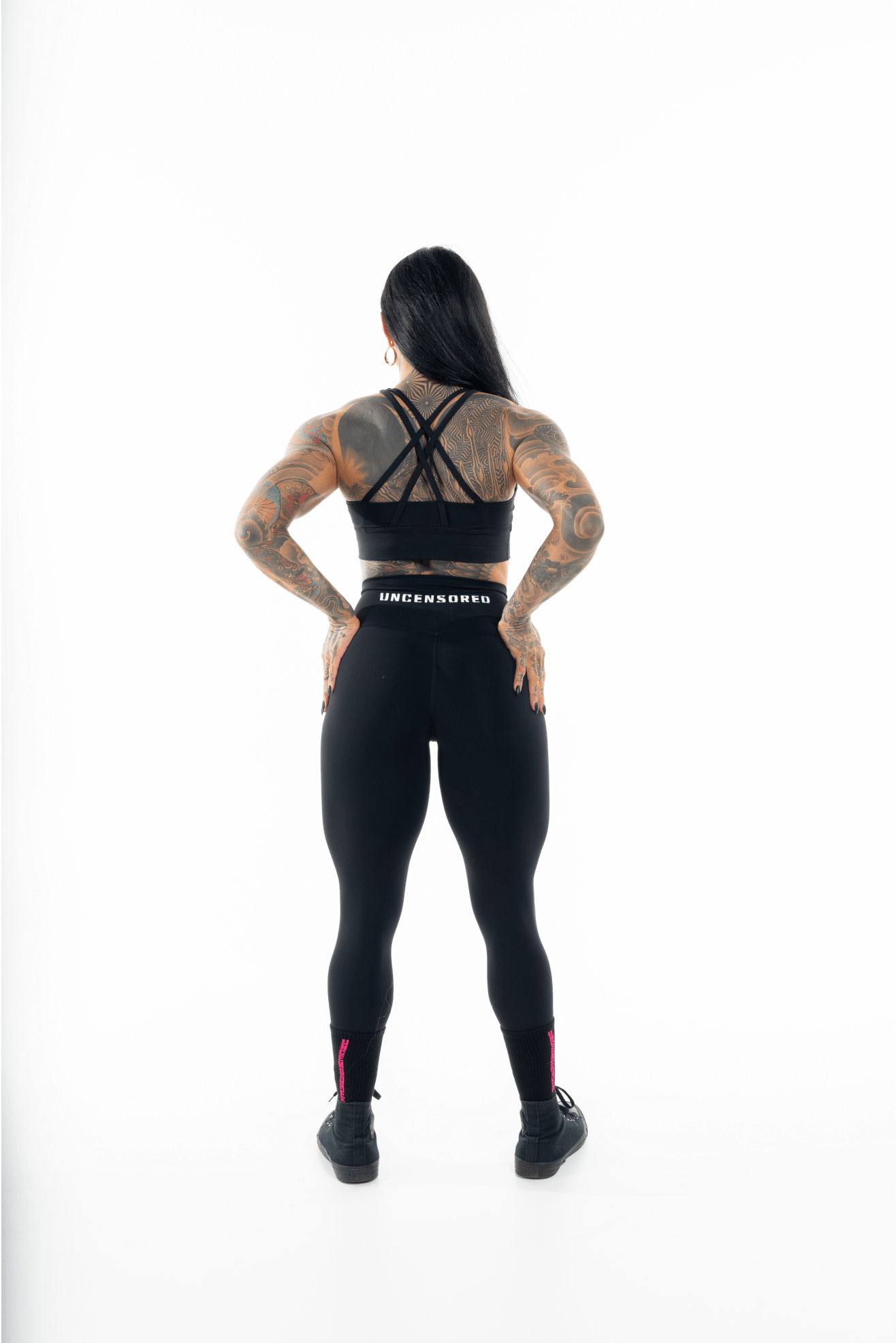 Uncensored Seamless Cross Set